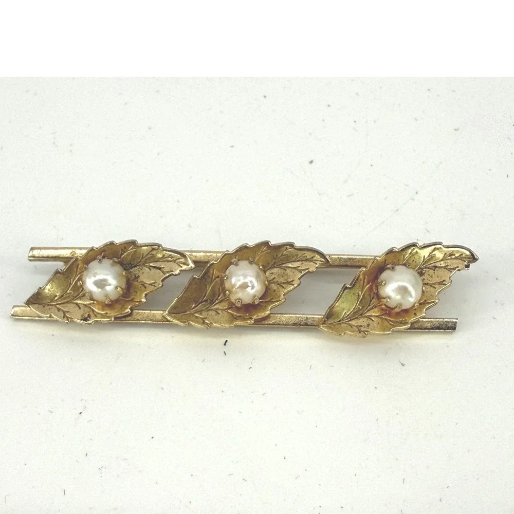 VINTAGE ESTATE Floral Leaf‎ Brooch Pin with Pearls Unsigned Long Straight